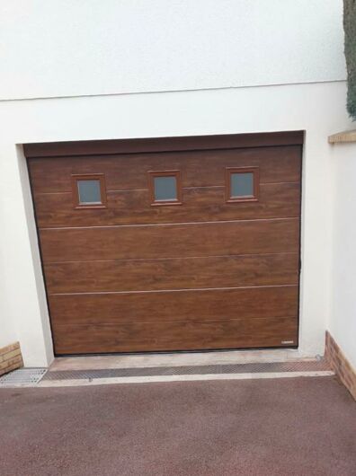 Portes de garage sectionnelles Plafond