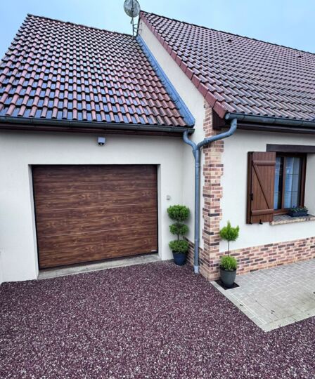 Porte de garage à Breuil-le-Sec